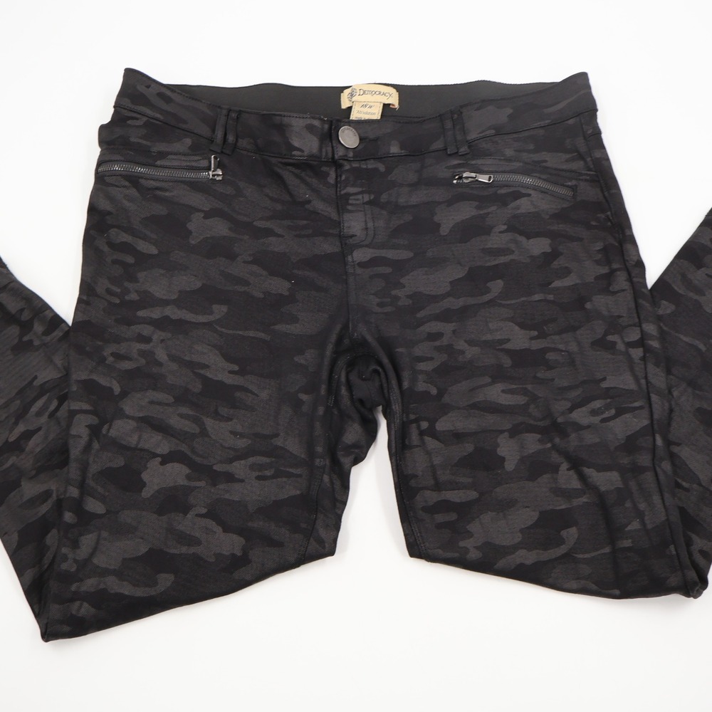 Democracy Ab solution Pants Womens 18W Black Camo Stretch Faux Zipper Edgy